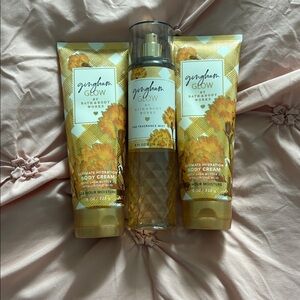 Bath & Body Works Gingham Glow Hydration Set